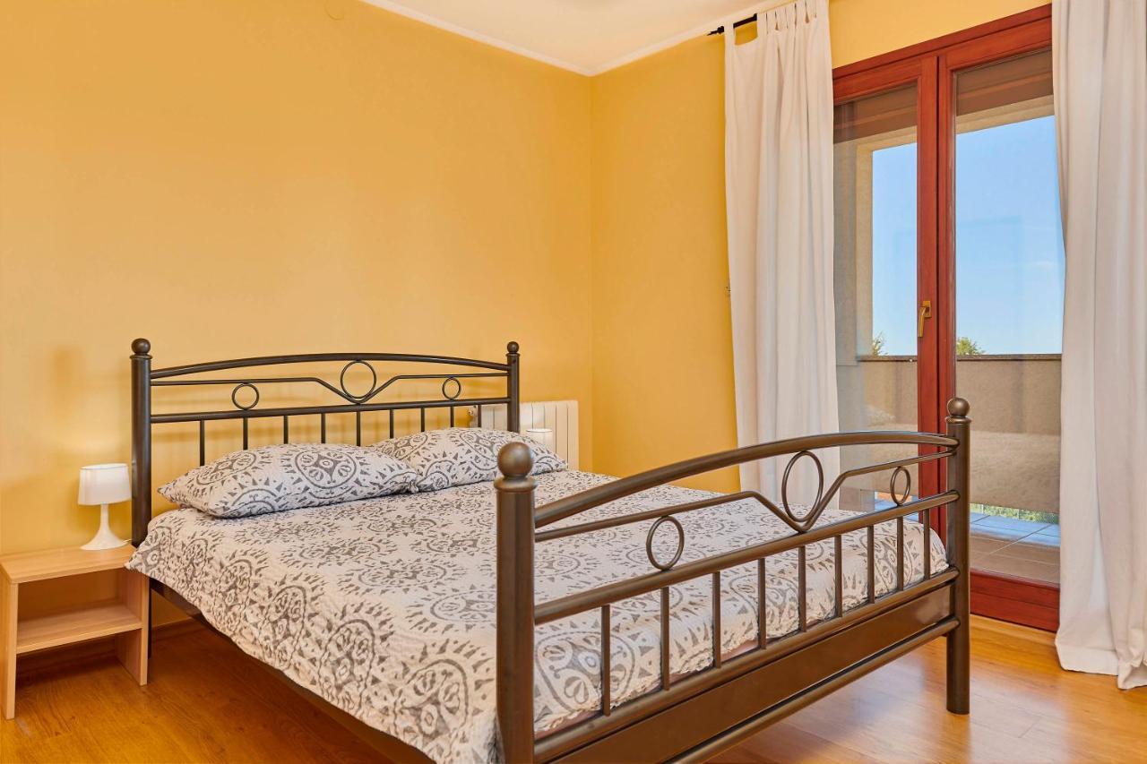 Holiday House Emma Burići Zewnętrze zdjęcie