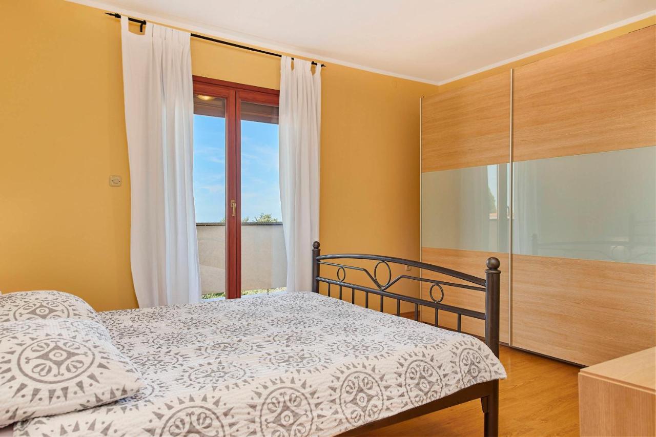 Holiday House Emma Burići Zewnętrze zdjęcie
