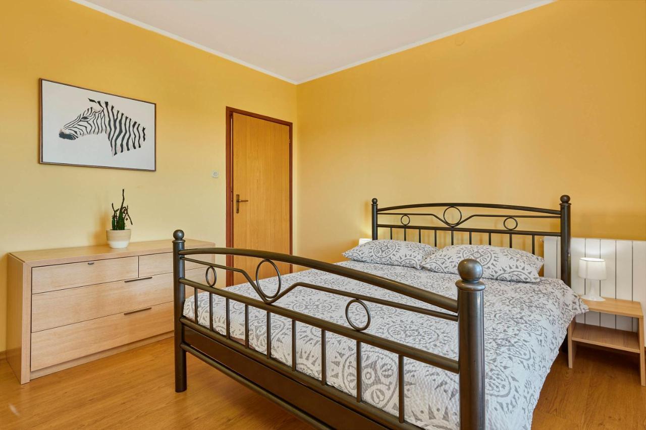 Holiday House Emma Burići Zewnętrze zdjęcie