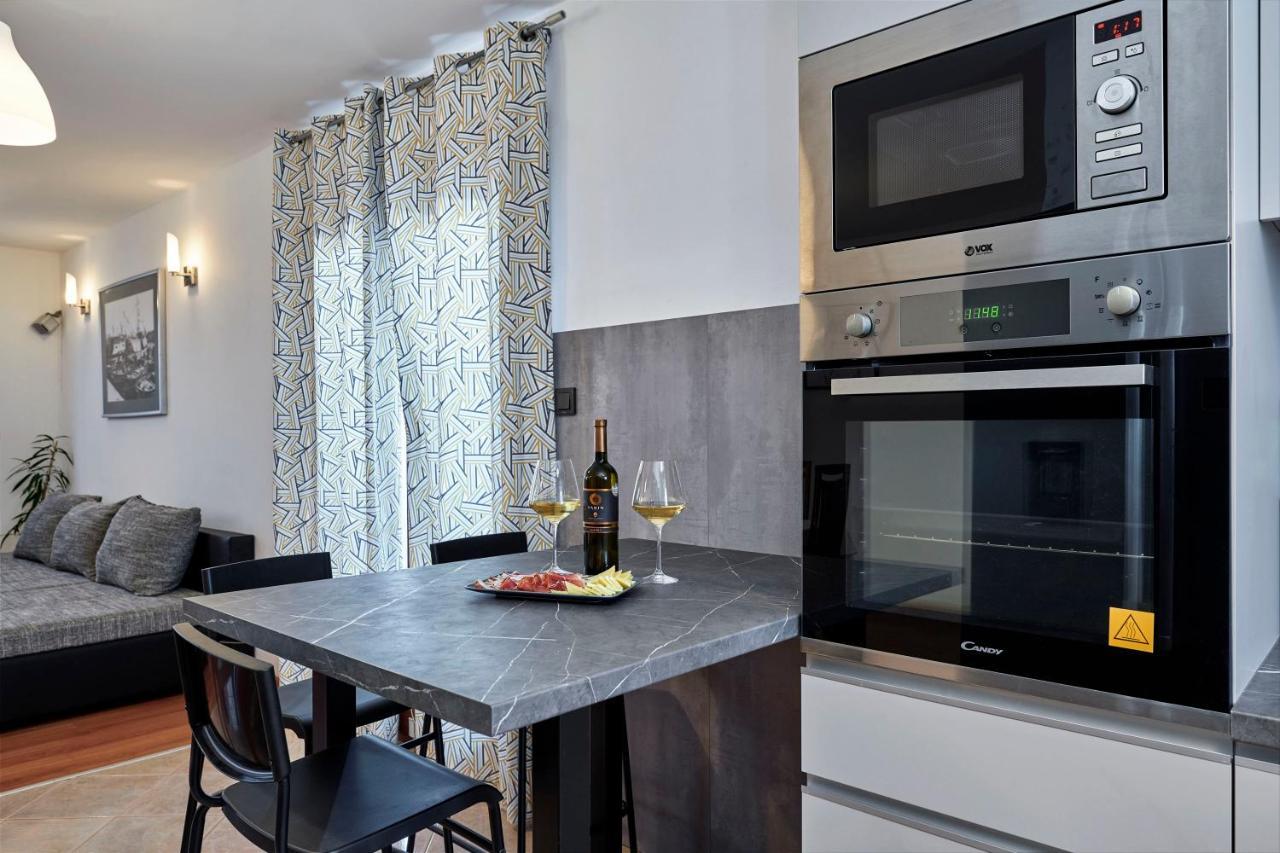 Holiday House Emma Burići Zewnętrze zdjęcie